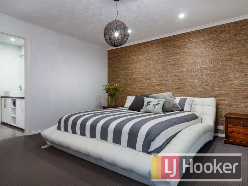 18 Debanne Court, Narre Warren VIC 3805