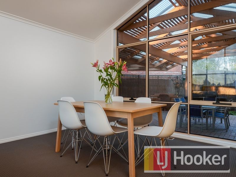 18 Debanne Court, Narre Warren VIC 3805