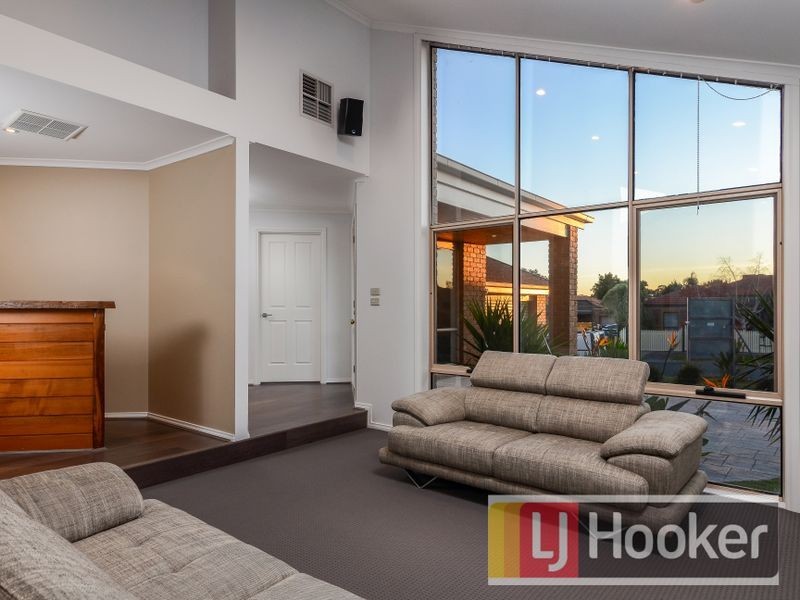 18 Debanne Court, Narre Warren VIC 3805