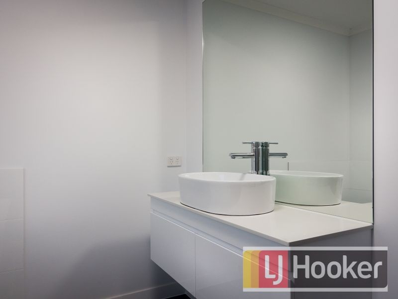 18 Debanne Court, Narre Warren VIC 3805