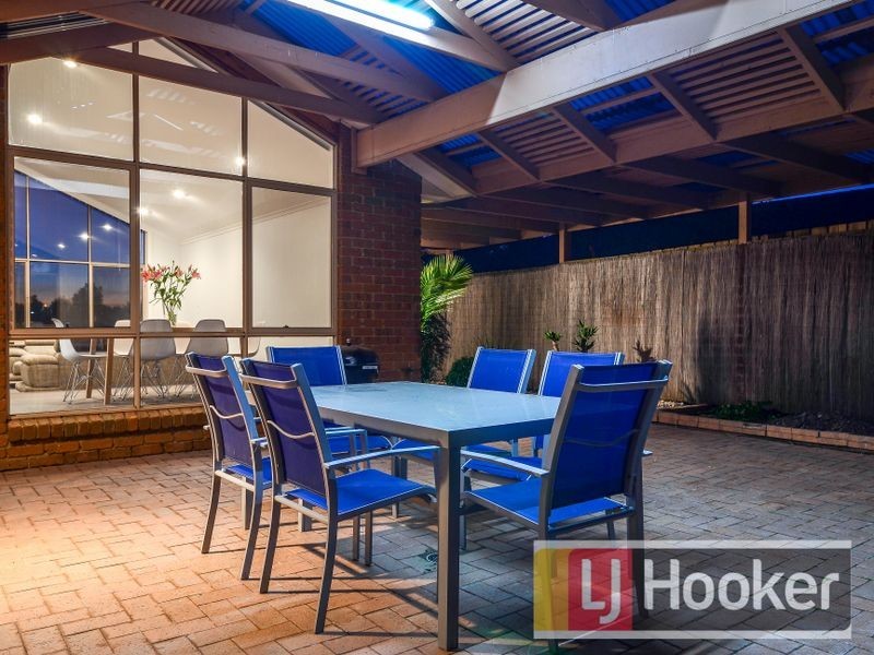 18 Debanne Court, Narre Warren VIC 3805