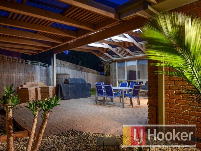 18 Debanne Court, Narre Warren VIC 3805