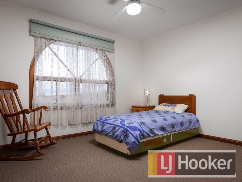 7 Oxenford Rise, Narre Warren South VIC 3805