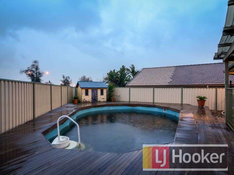 7 Oxenford Rise, Narre Warren South VIC 3805