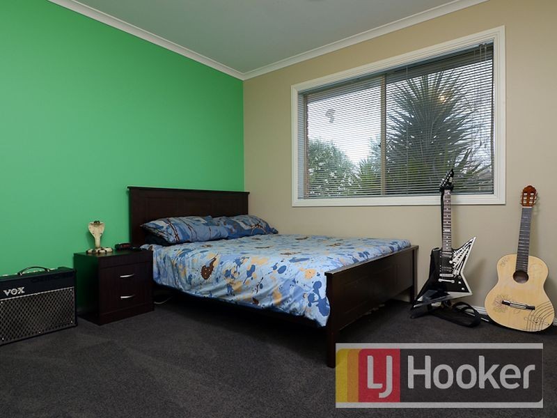 124 The Promenade, Narre Warren South VIC 3805