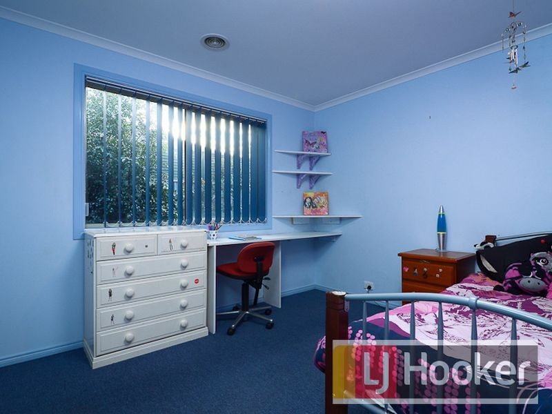 43 Chisholm Crescent, Narre Warren South VIC 3805