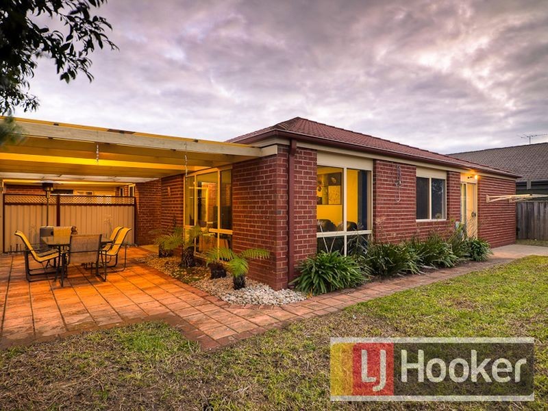 43 Chisholm Crescent, Narre Warren South VIC 3805