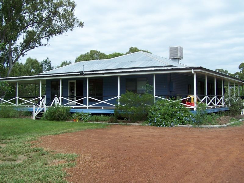 8 Felicity Court, Roma QLD 4455