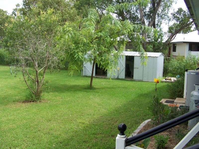 8 Felicity Court, Roma QLD 4455