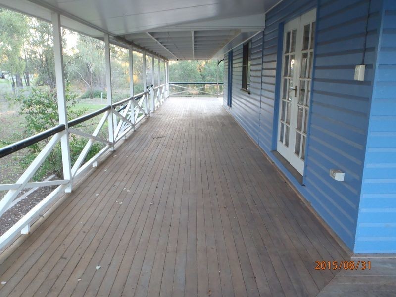 8 Felicity Court, Roma QLD 4455
