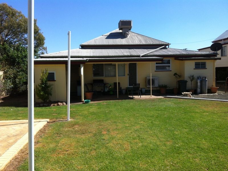 20 Conlan Street, Roma QLD 4455