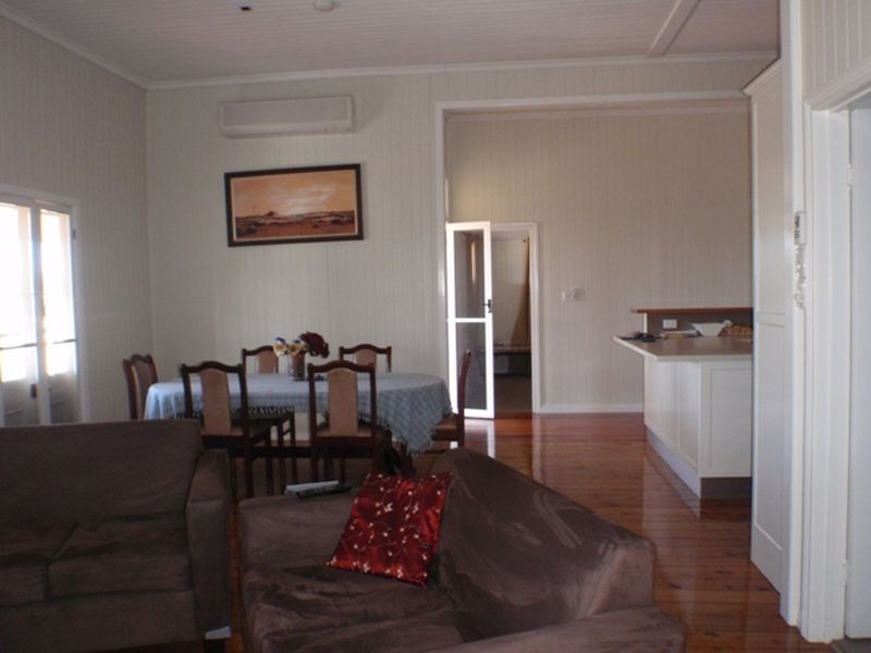 2-26 Ivy Street, Roma QLD 4455