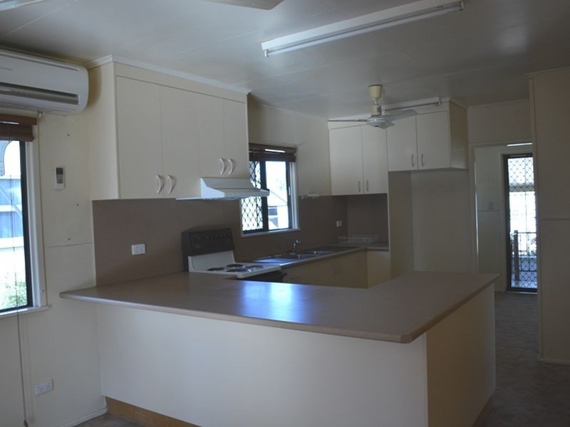 5 Wright Street, Roma QLD 4455