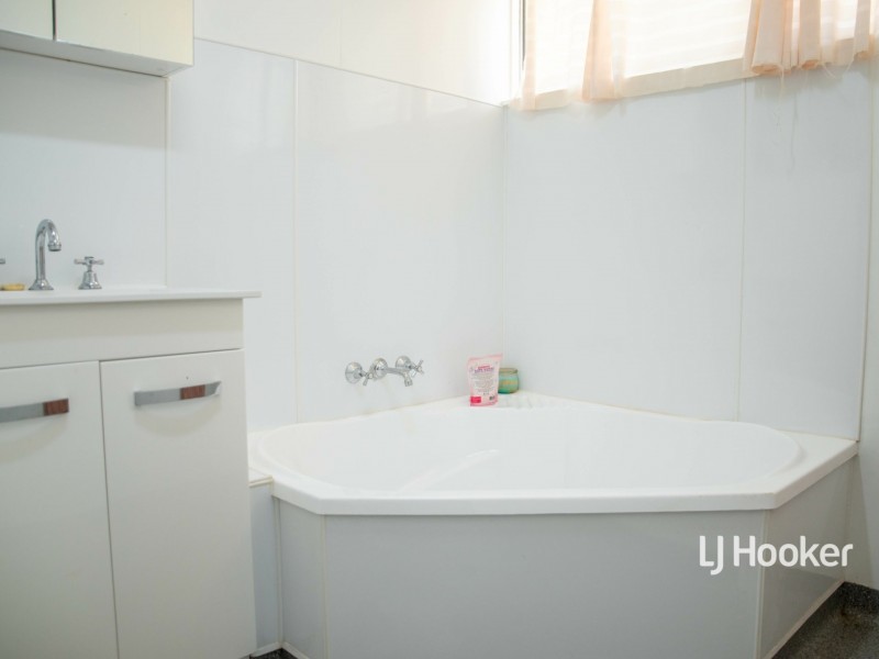 3 Wright Street, Roma QLD 4455