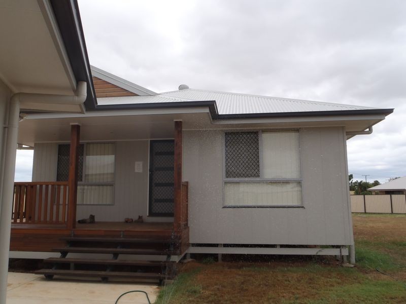 21 Bassett Court, Roma QLD 4455