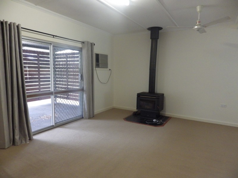 87 Alice Street, Mitchell QLD 4465