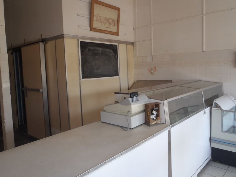 24 Stephenson Street, Yuleba QLD 4427