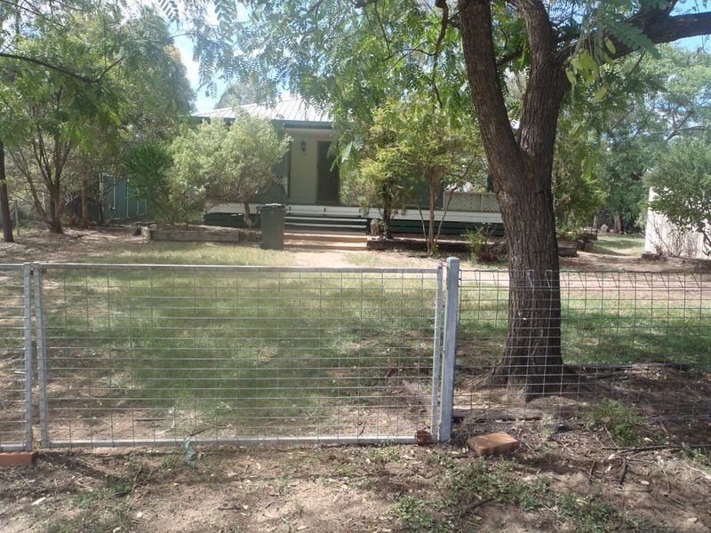 118A Charles Street, Roma QLD 4455