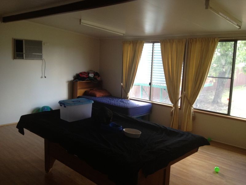 61 Raglan Street, Roma QLD 4455