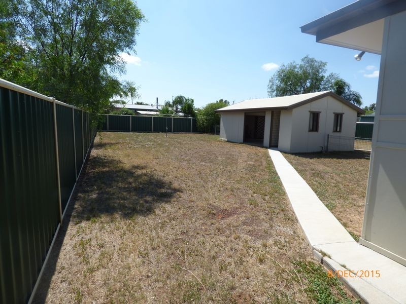 1/2 Arthur Street, Roma QLD 4455