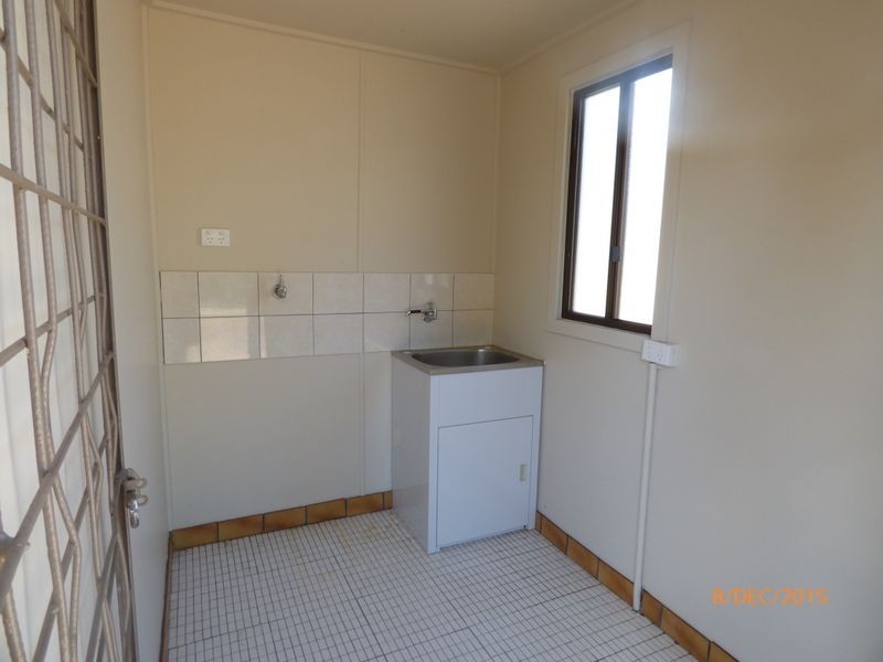 1/2 Arthur Street, Roma QLD 4455