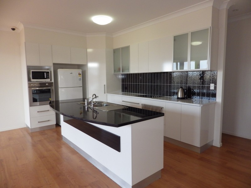 6 Lockyer Crescent, Roma QLD 4455