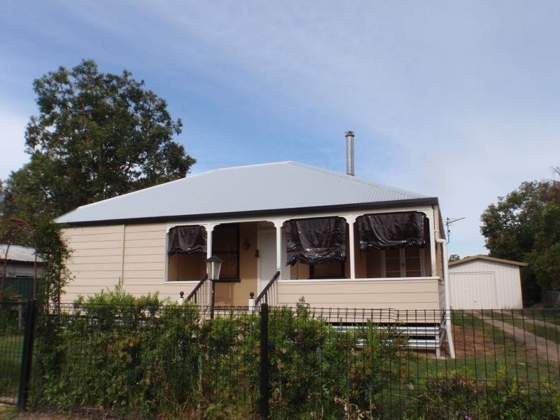 2 Wyndham, Roma QLD 4455