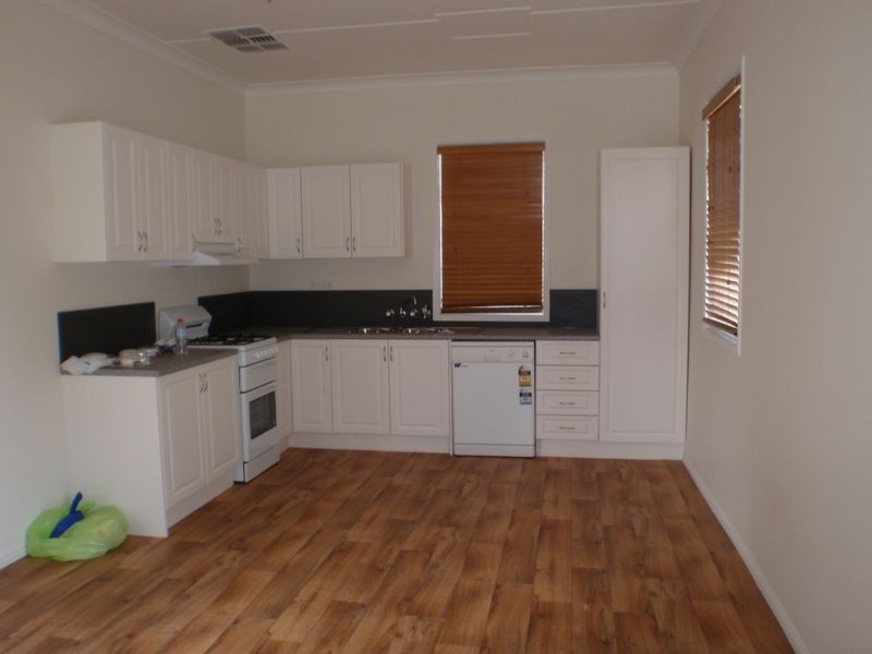2 Wyndham, Roma QLD 4455
