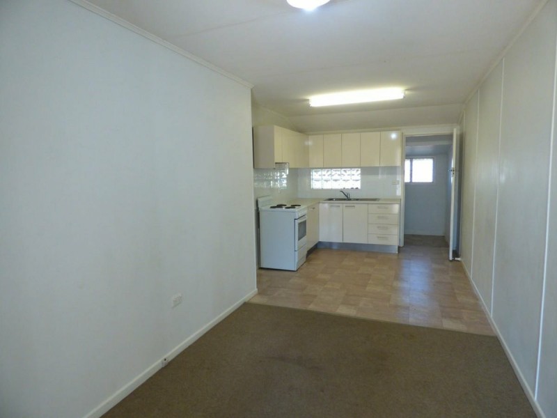 1/16 Duke Street, Roma QLD 4455