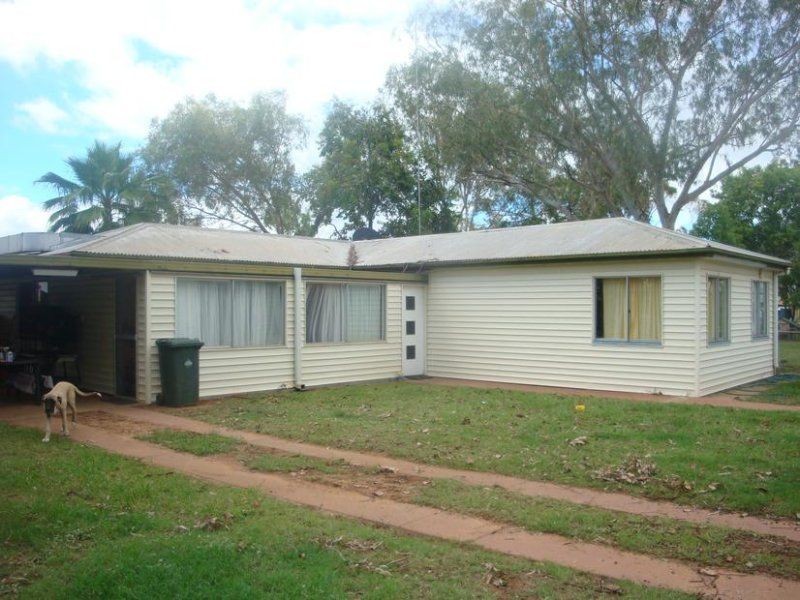 11 BAKER STREET, Charleville QLD 4470