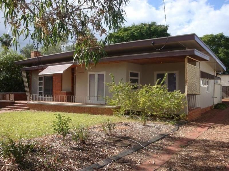 136 PARRY STREET, Charleville QLD 4470