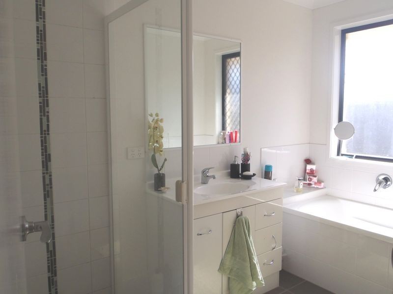 1 Lockyer Cresent, Roma QLD 4455