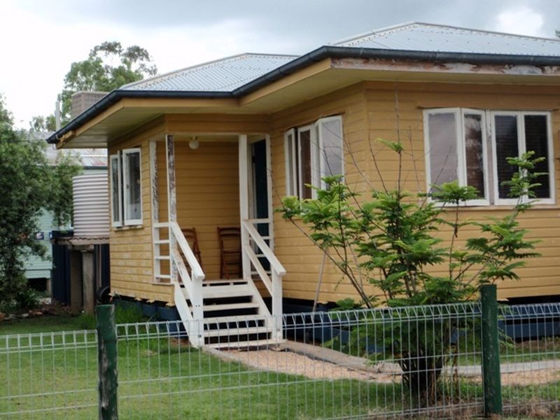 22 McEwan Street, Roma QLD 4455