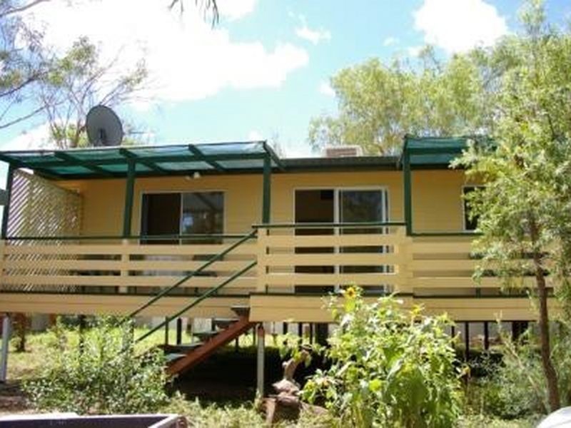 2/11 Tiffin Street, Roma QLD 4455