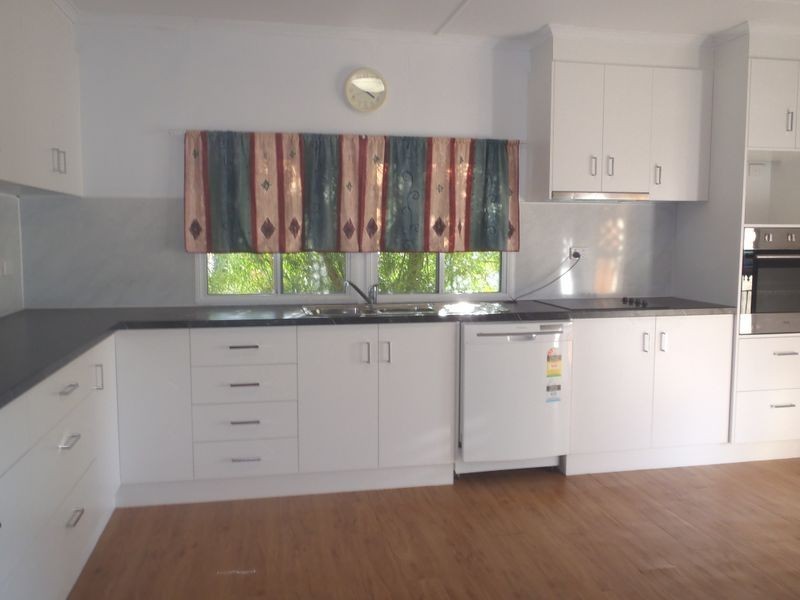 17 Lovell Street, Roma QLD 4455