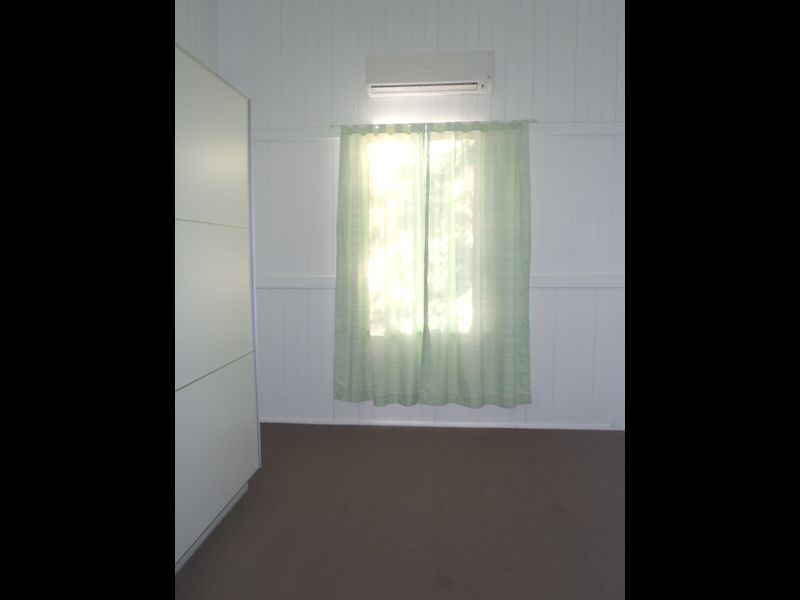 17 Lovell Street, Roma QLD 4455