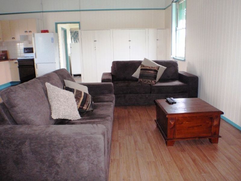 87 Wyndham Street, Roma QLD 4455