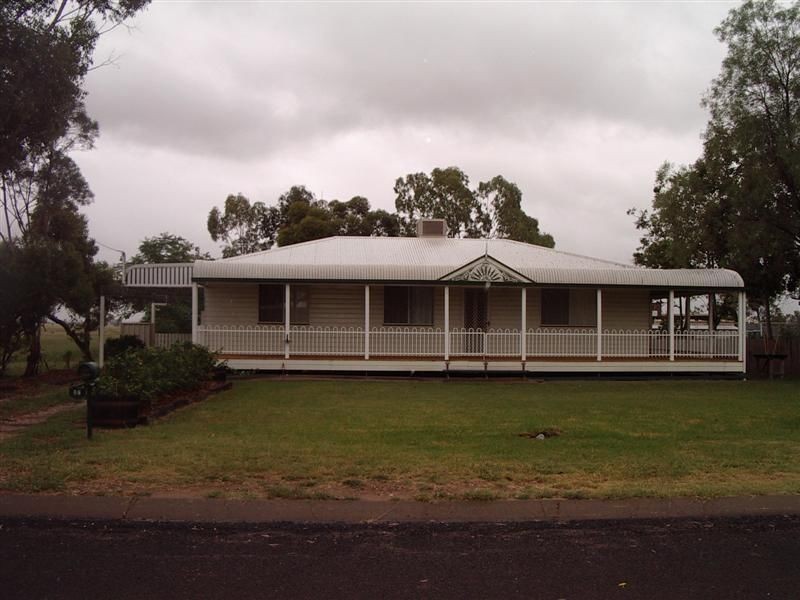 27 Powell Street, Roma QLD 4455
