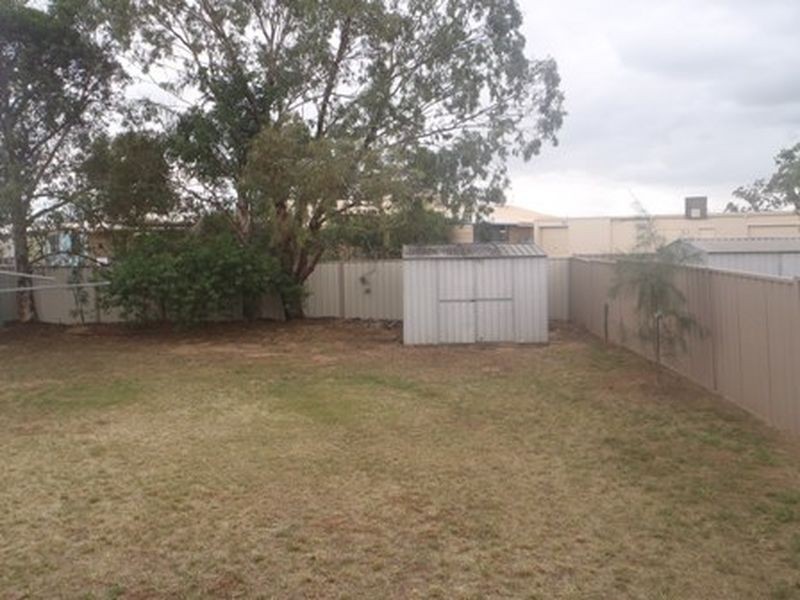 27 Powell Street, Roma QLD 4455