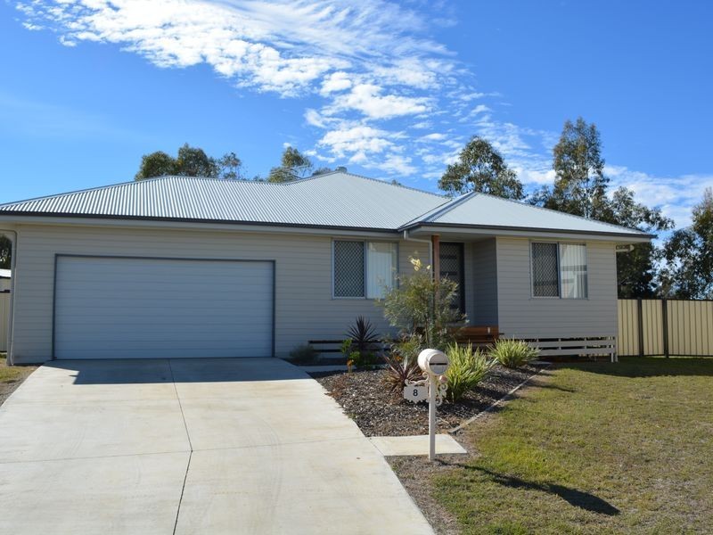 8 Tate Place, Roma QLD 4455