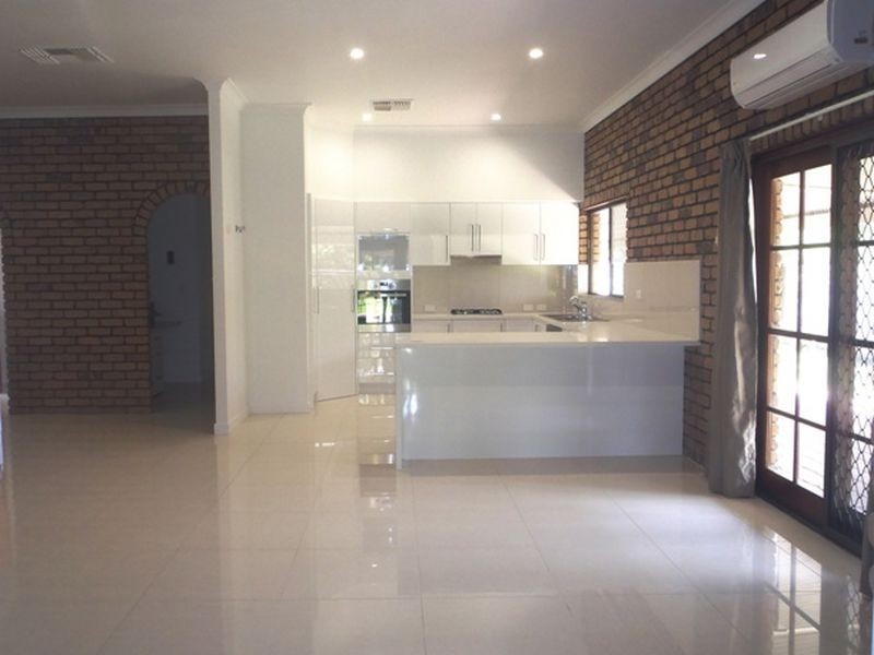 13 Marsden Court, Roma QLD 4455