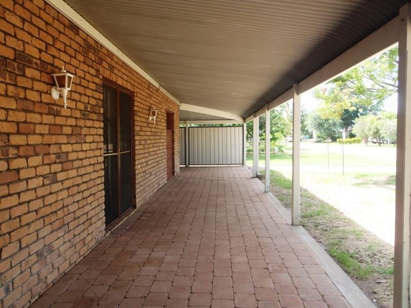 13 Marsden Court, Roma QLD 4455