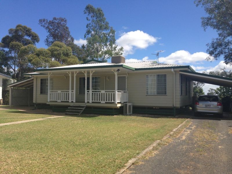 15 Powell Street, Roma QLD 4455