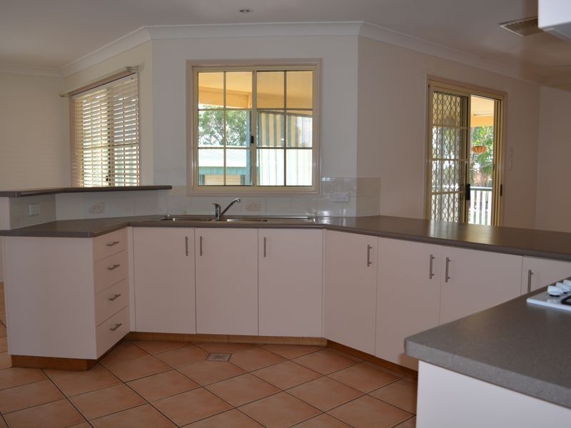 7 Baker-Finch Cresent, Roma QLD 4455