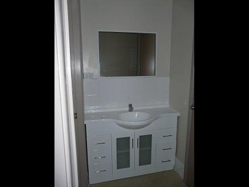 80 Oxford Street, Mitchell QLD 4465