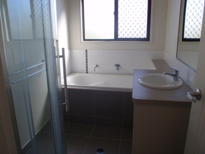 3/30 Wright Street, Roma QLD 4455