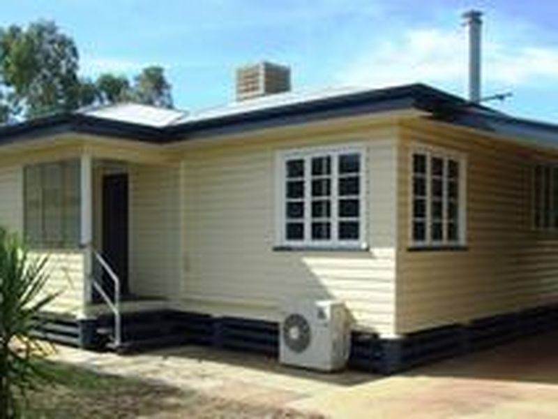 35 WALTER STREET, Charleville QLD 4470