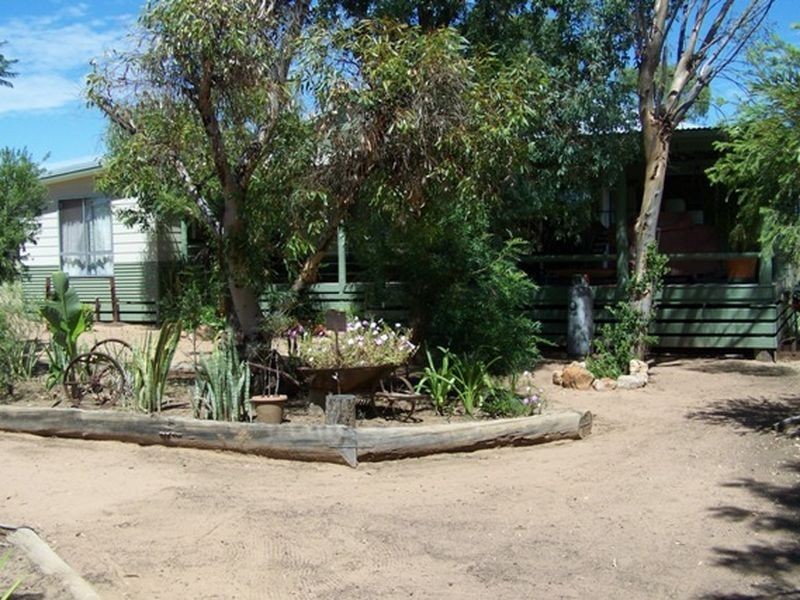 Warrego Highway, Wallumbilla QLD 4428