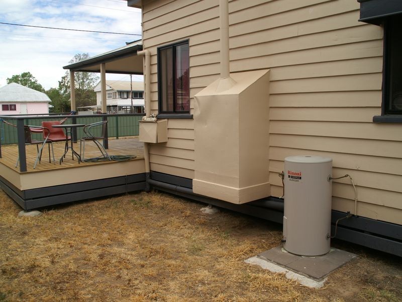 31 Charles Street, Roma QLD 4455