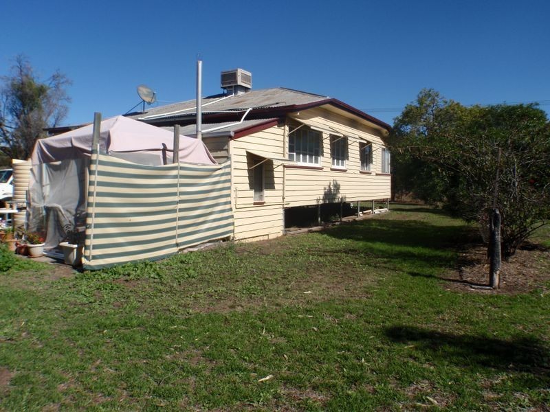 32-36 Lewis Street, Roma QLD 4455
